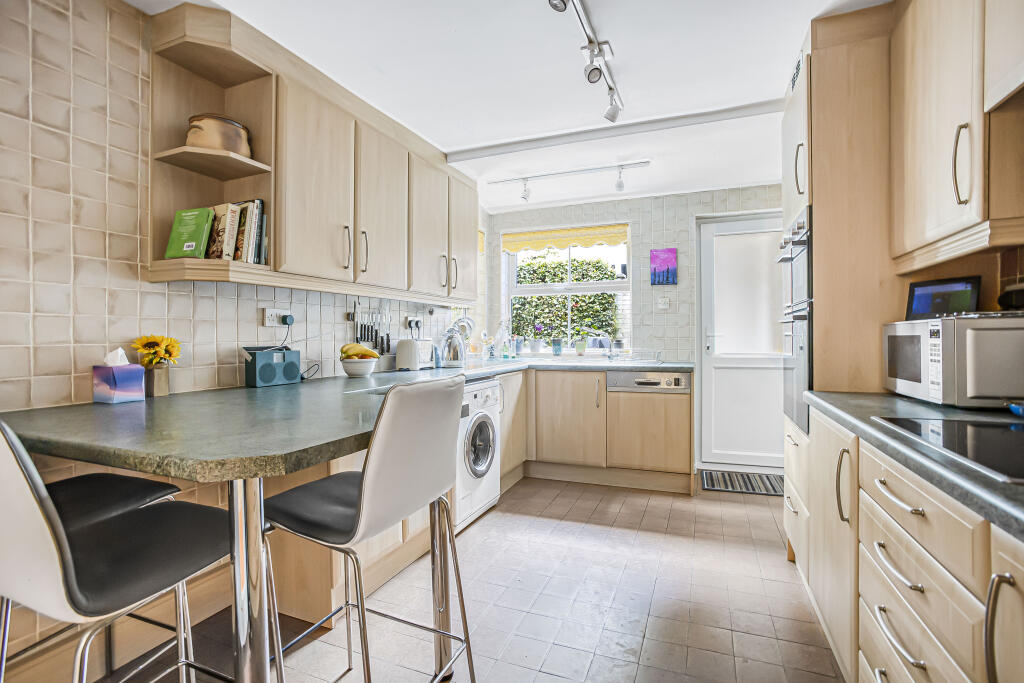 Additional image 11 of Woodland Rise, Welwyn Garden City, AL8