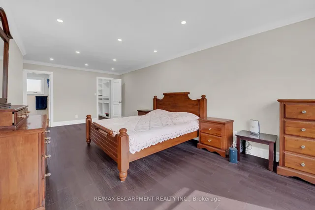 Additional image 28 of 125 VALERA Dr