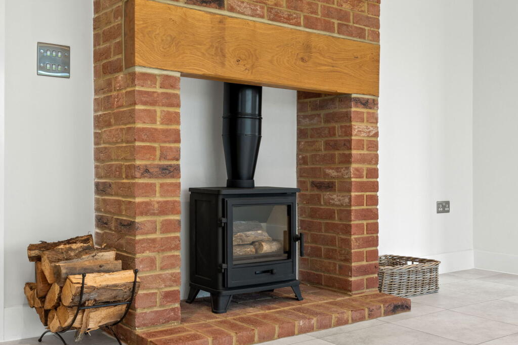 Additional image 16 of Stunning 4 bedroom country home with 4.52 acre paddock