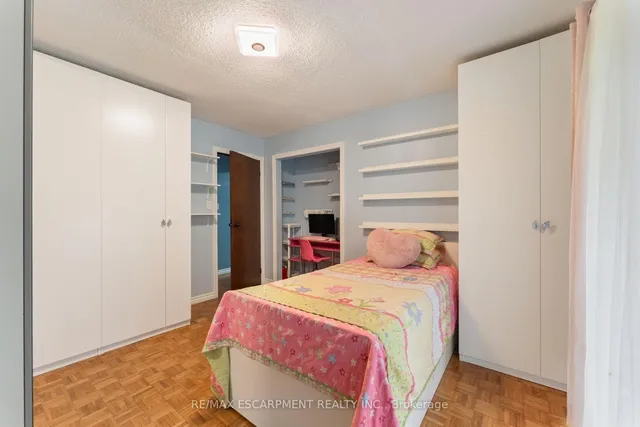 Additional image 20 of 425 Greenhill Ave