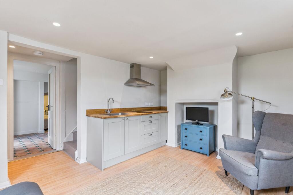 Additional image 38 of Pickford Road, Markyate, Hertfordshire