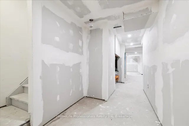 Additional image 34 of 107 Pagebrook Cres