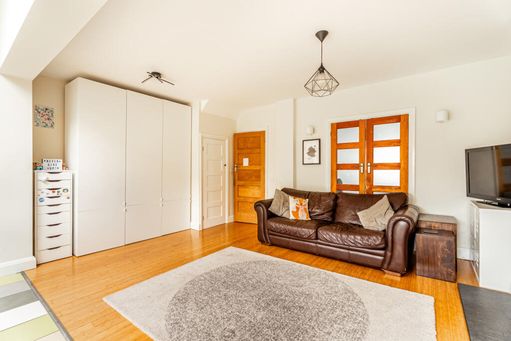 Additional image 11 of The Ridgeway, St. Albans, Hertfordshire, AL4