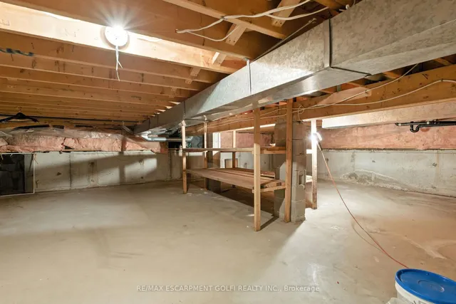 Additional image 28 of 24 Ellington Ave