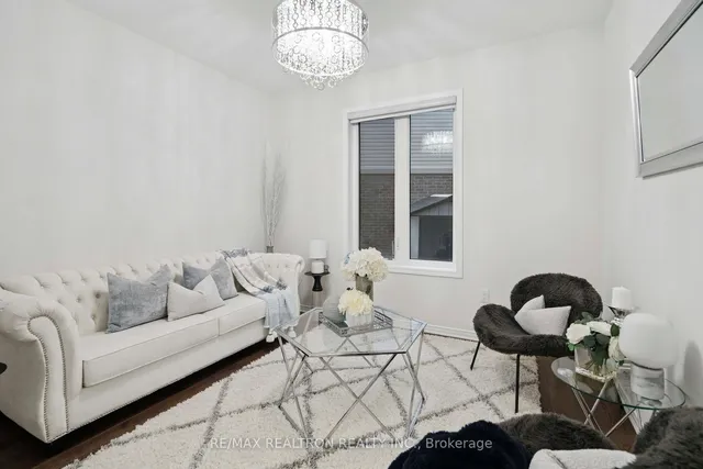 Additional image 32 of 233 Kinsman Dr