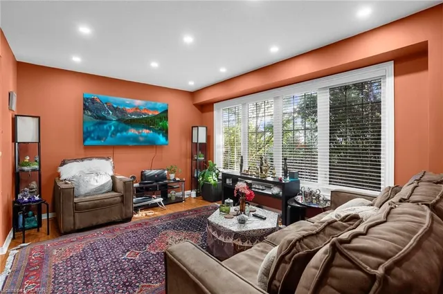 Additional image 8 of 488 Jerseyville Rd