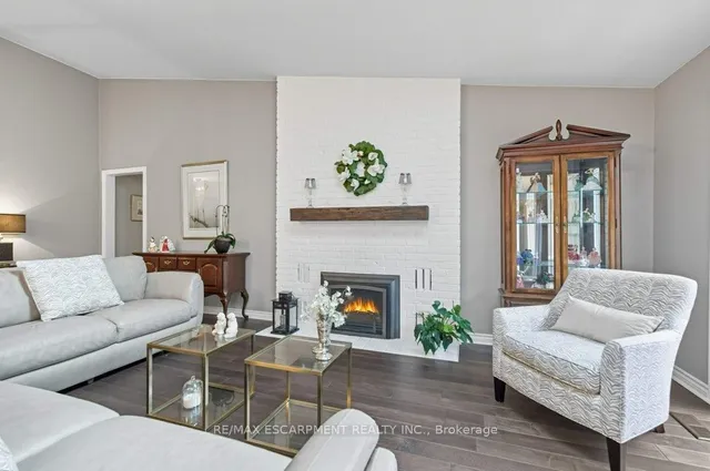 Additional image 6 of 31 Acredale Dr