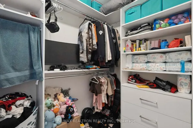 Additional image 17 of 233 Kinsman Dr