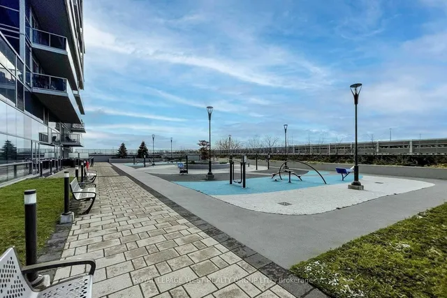 Additional image 26 of 2087 Fairview St Unit 1002