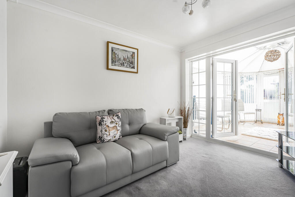 Additional image 3 of The Ryde, Hatfield, Hertfordshire, AL9