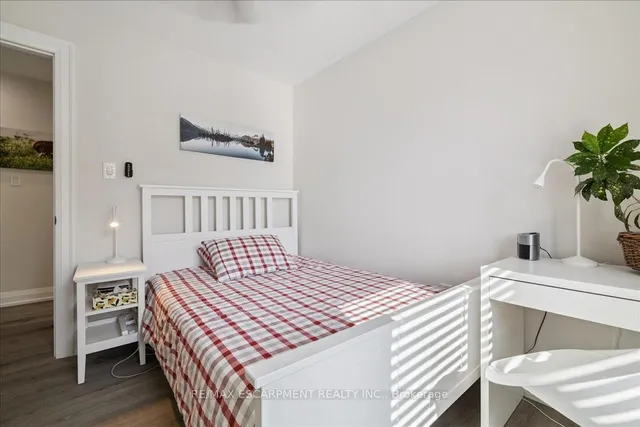 Additional image 23 of 15 Ottawa St