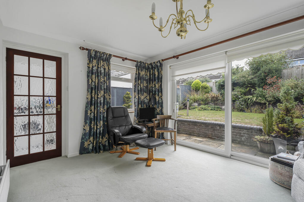 Additional image 5 of Broadstone Road, Harpenden, AL5