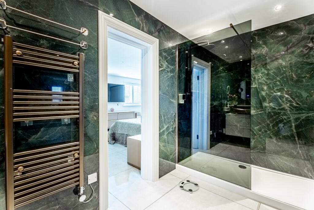 Additional image 8 of Luton Road, Harpenden, Hertfordshire, AL5