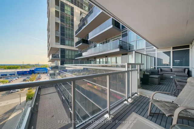 Additional image 17 of 2087 FAIRVIEW St Unit 606