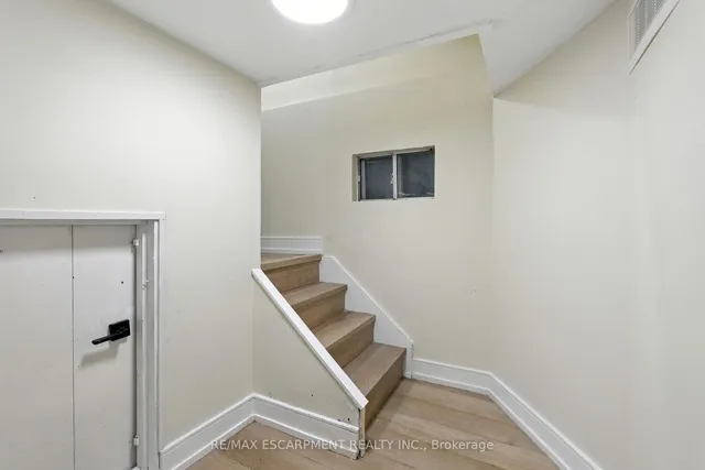 Additional image 37 of 9 ALICE St