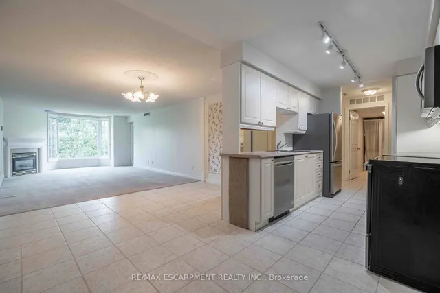 Additional image 8 of 980 Golf Links Rd Unit 207