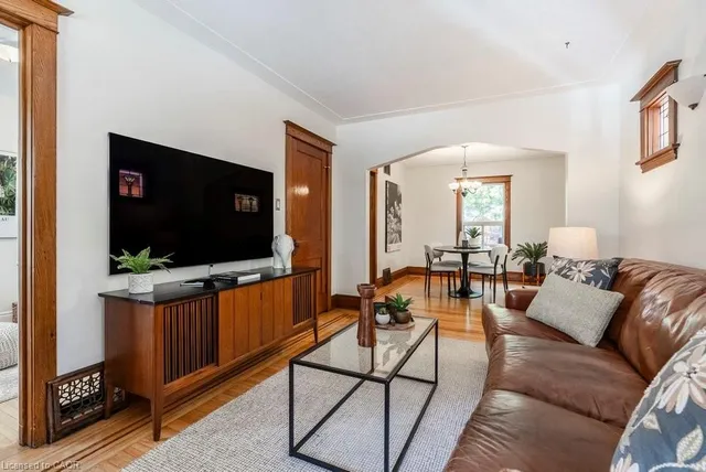 Additional image 9 of 228 Edgemont St