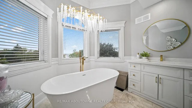 Additional image 33 of 11 John Murray St