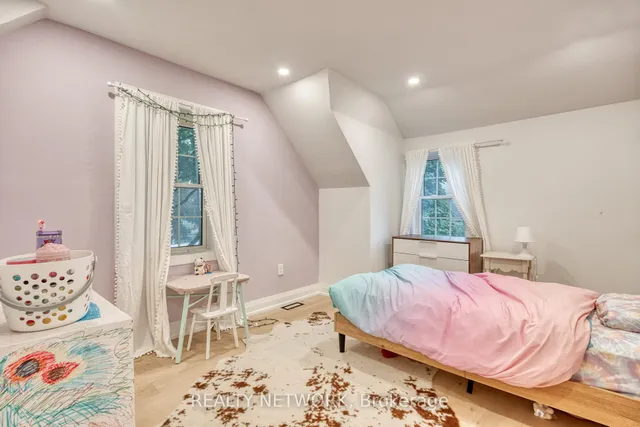 Additional image 26 of 68 Mountain Park Ave