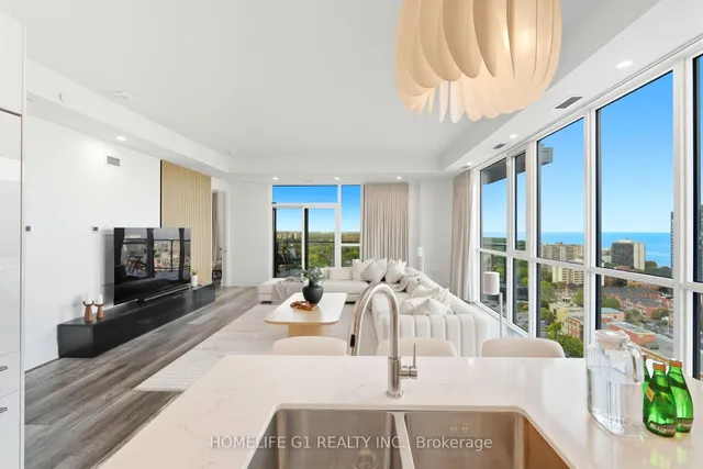 Additional image 12 of 2007 James St Unit 2002