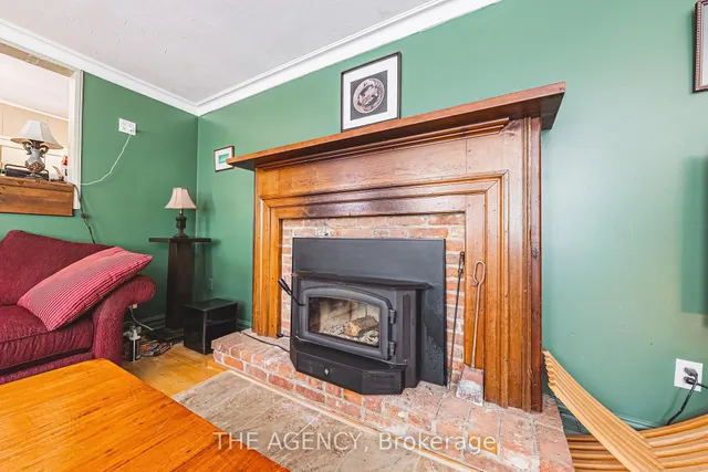 Additional image 16 of 327 Campbell Ave