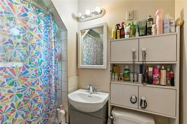 Additional image 15 of 391 Fairfield Ave