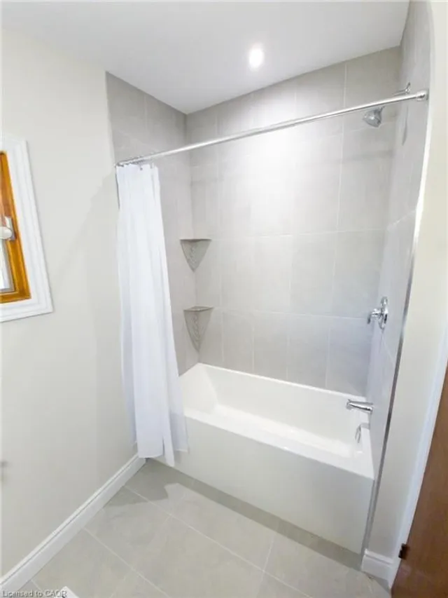 Additional image 8 of 164 Laurier Ave