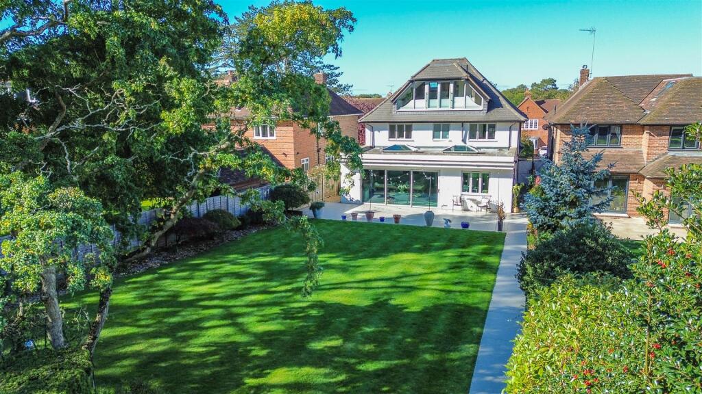 Additional image 33 of Bradmore Way, Brookmans Park