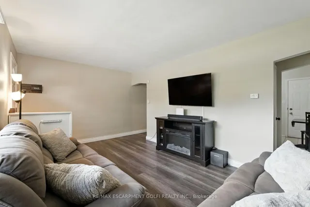 Additional image 4 of 11 Eastvale Pl