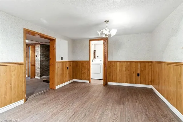 Additional image 23 of 54 Martha St