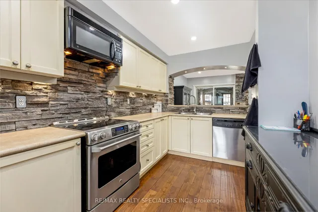 Additional image 9 of 829 Scott Blvd