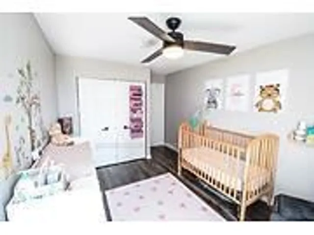 Additional image 32 of 75 Glenburn Crt Unit 811