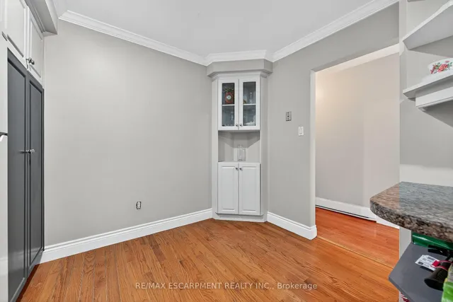 Additional image 11 of 341 Wilson Dr Unit 16