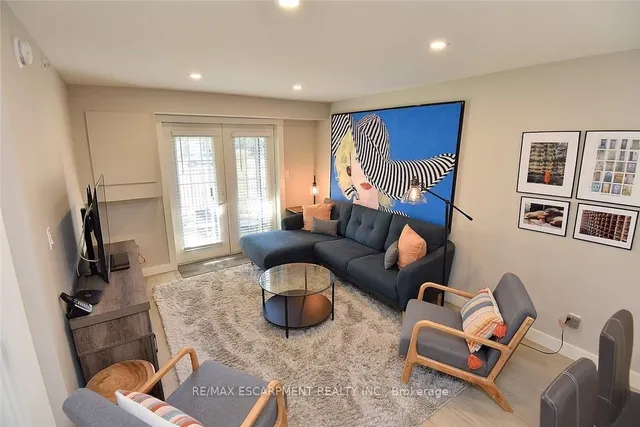 Additional image 12 of 2035 Appleby Line Unit 103