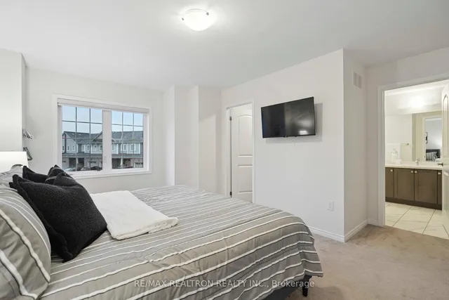 Additional image 20 of 233 Kinsman Dr