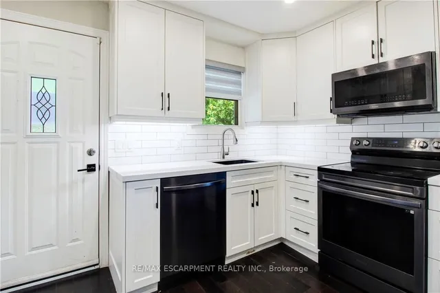 Additional image 23 of 109 TERRACE Dr