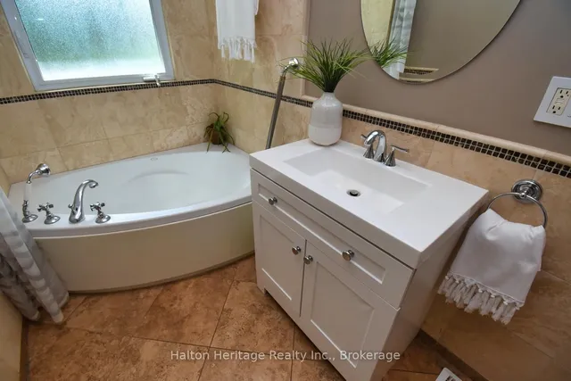 Additional image 30 of 454 Evergreen Ave