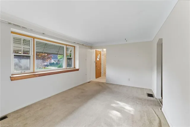 Additional image 5 of 262 East 38th St