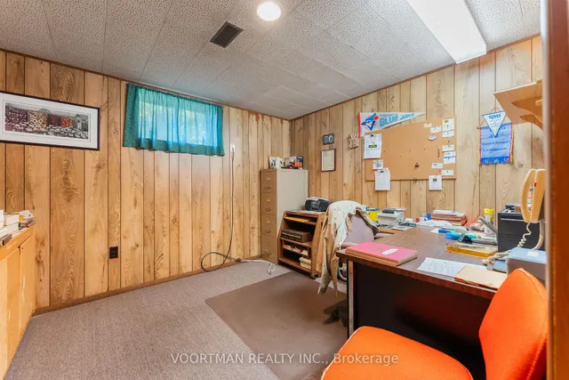 Additional image 17 of 136 Warren Ave