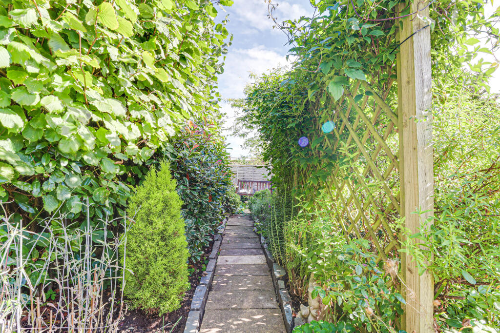 Additional image 29 of Jameson Road, Harpenden, Hertfordshire, AL5