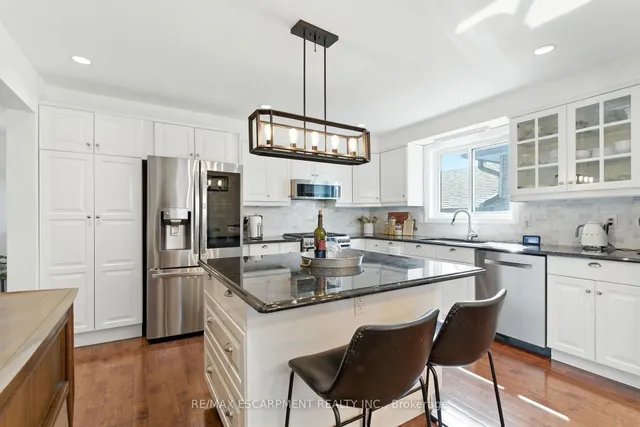 Additional image 12 of 10 Millpond Pl