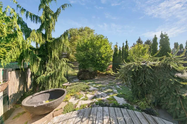 Additional image 47 of 57 Foxborough Dr