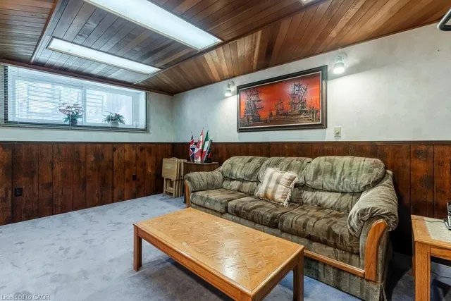 Additional image 25 of 23 Fonthill Rd