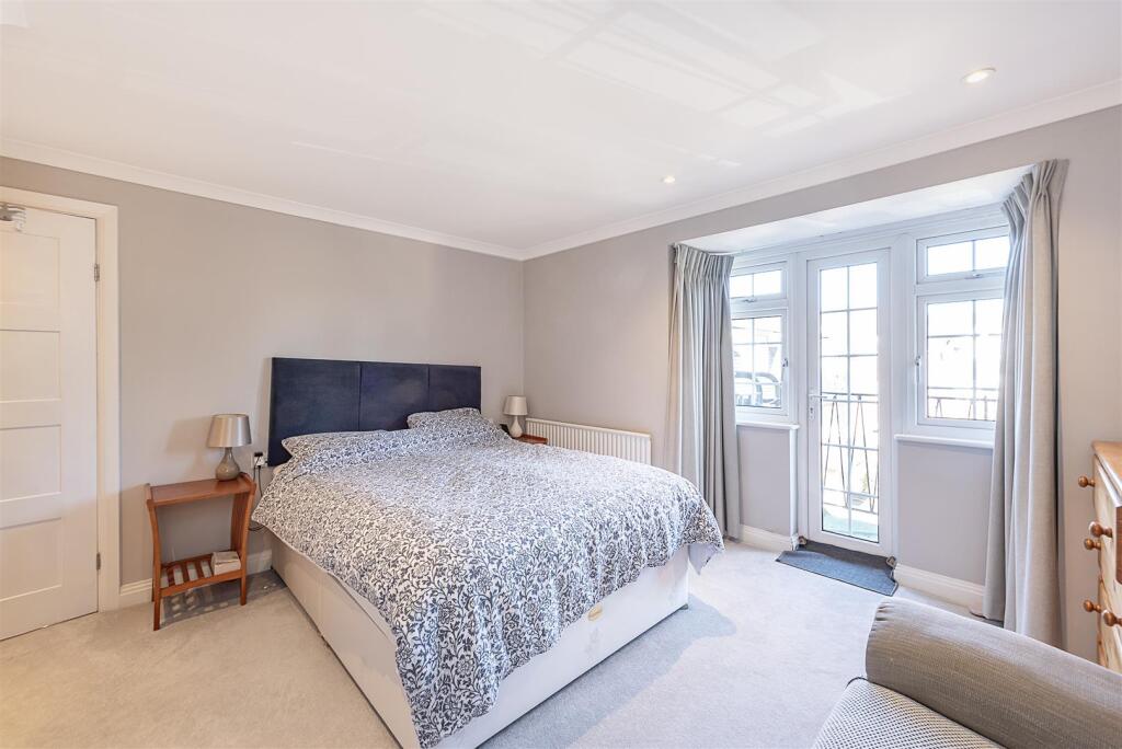 Additional image 7 of Amenbury Court, Harpenden