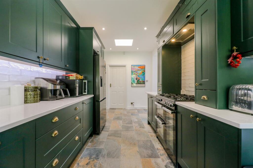 Additional image 7 of Georges Wood Road, Brookmans Park