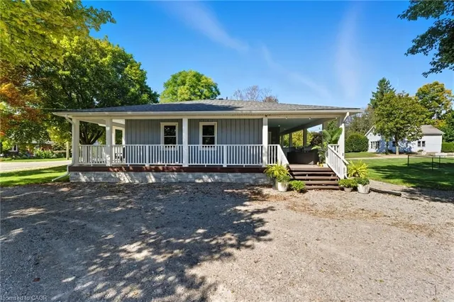 Additional image 6 of 146 Lynden Rd