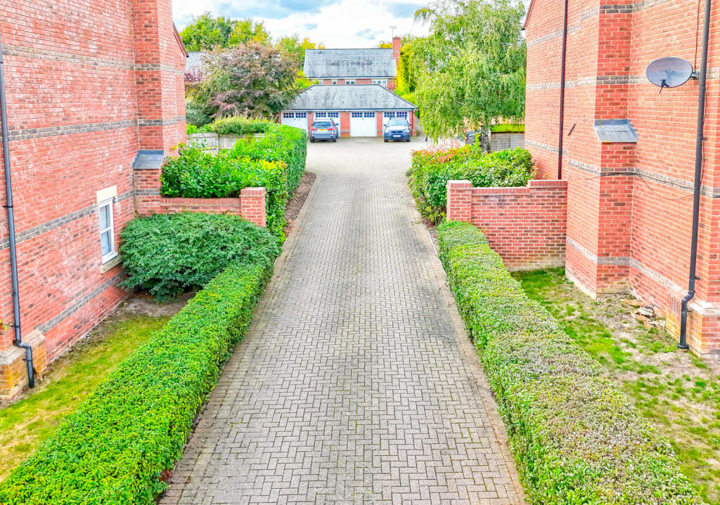 Additional image 24 of Rosemary Drive, London Colney, St. Albans, Hertfordshire, AL2