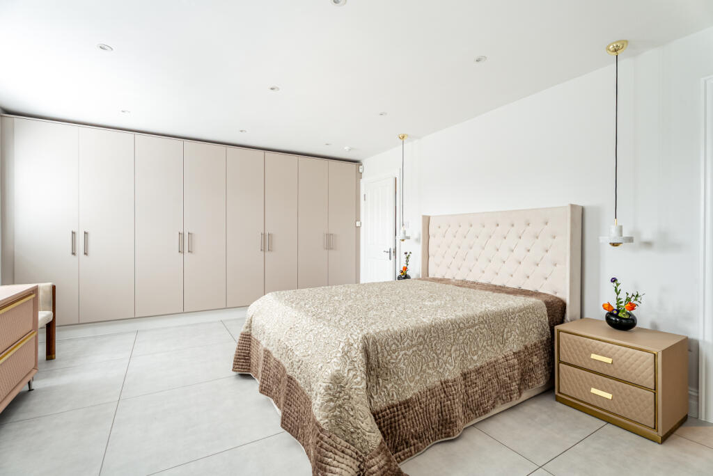 Additional image 5 of Luton Road, Harpenden, Hertfordshire, AL5