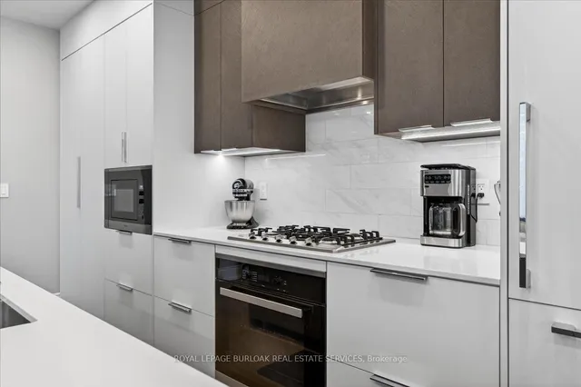 Additional image 21 of 1441 Elgin St Unit 306