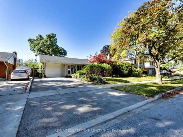 Additional image 3 of 558 Parkside Cres